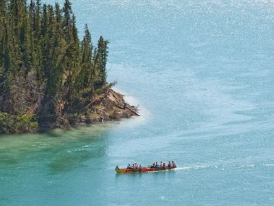 Yukon Buddies training run on the Yukon River