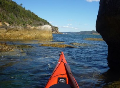 Gentle paddles amongst the rocks.