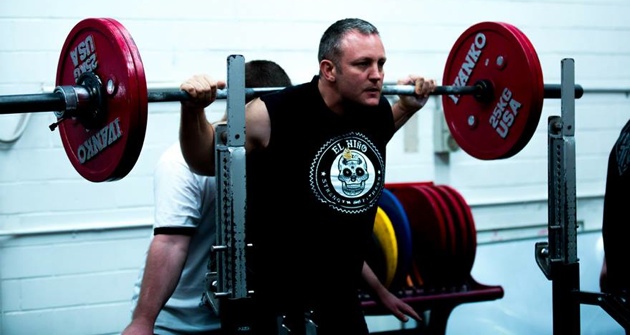 Fat Paddler tries powerlifting